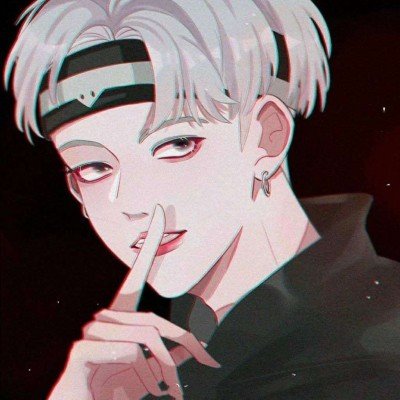 蟒蛇吞鸡后被卡鸡笼